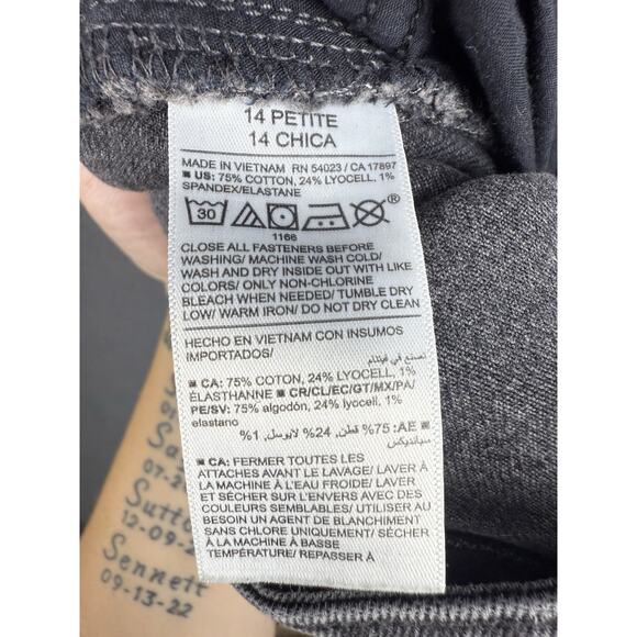 Old Navy Jeans Women's 14P Extra High Rise Sky Hi Wide Leg Secret Smooth Pockets - Picture 7 of 8